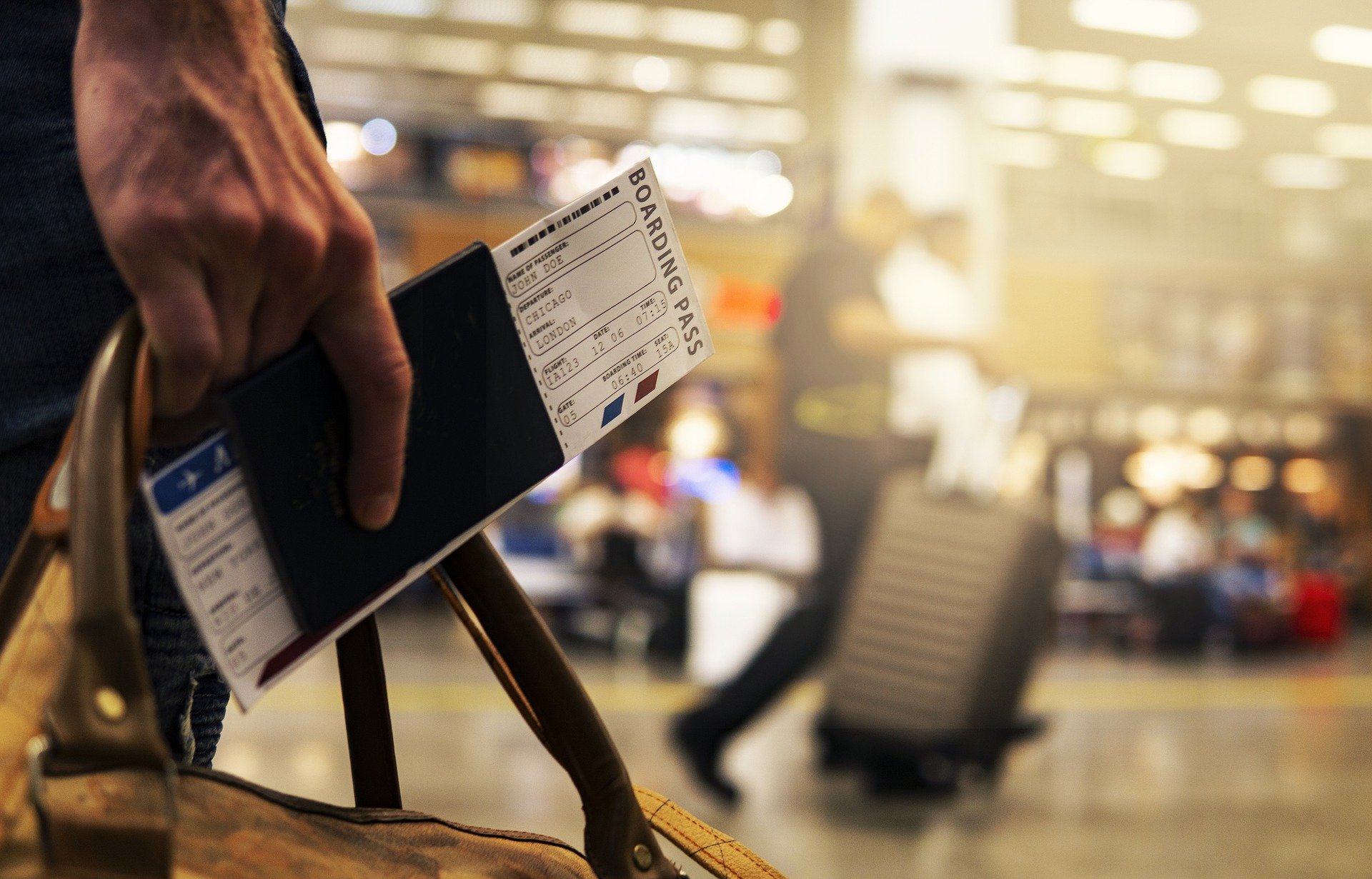 Nietypowe zatrzymanie obywatela Gruzji na dachu lotniska Katowice Airport