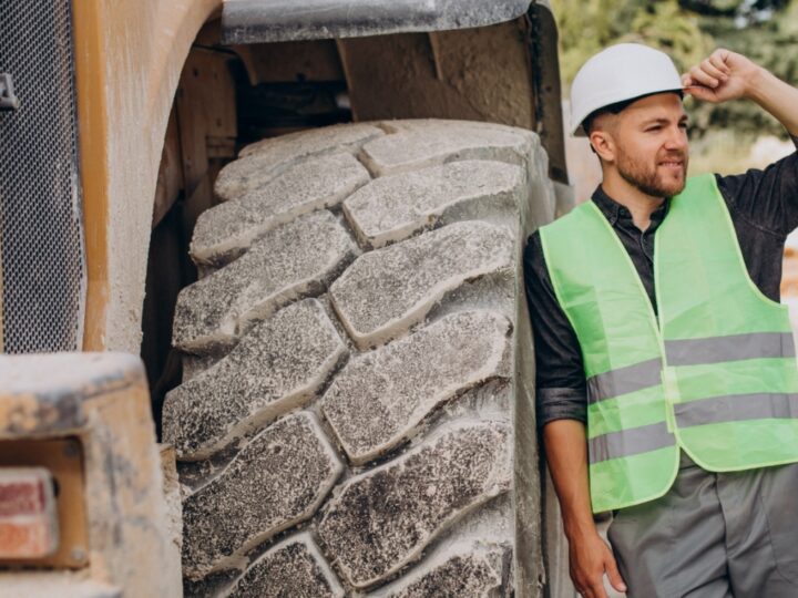 Prace utrzymaniowe i naprawcze powodują utrudnienia na trasach S14 i S8